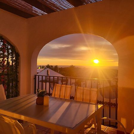 Casa Sunrise - Costa Blanca House With Rooftop, 5 Swimming Pools And Panoramic Sea- And Views At Penon De Ifach קלפה מראה חיצוני תמונה
