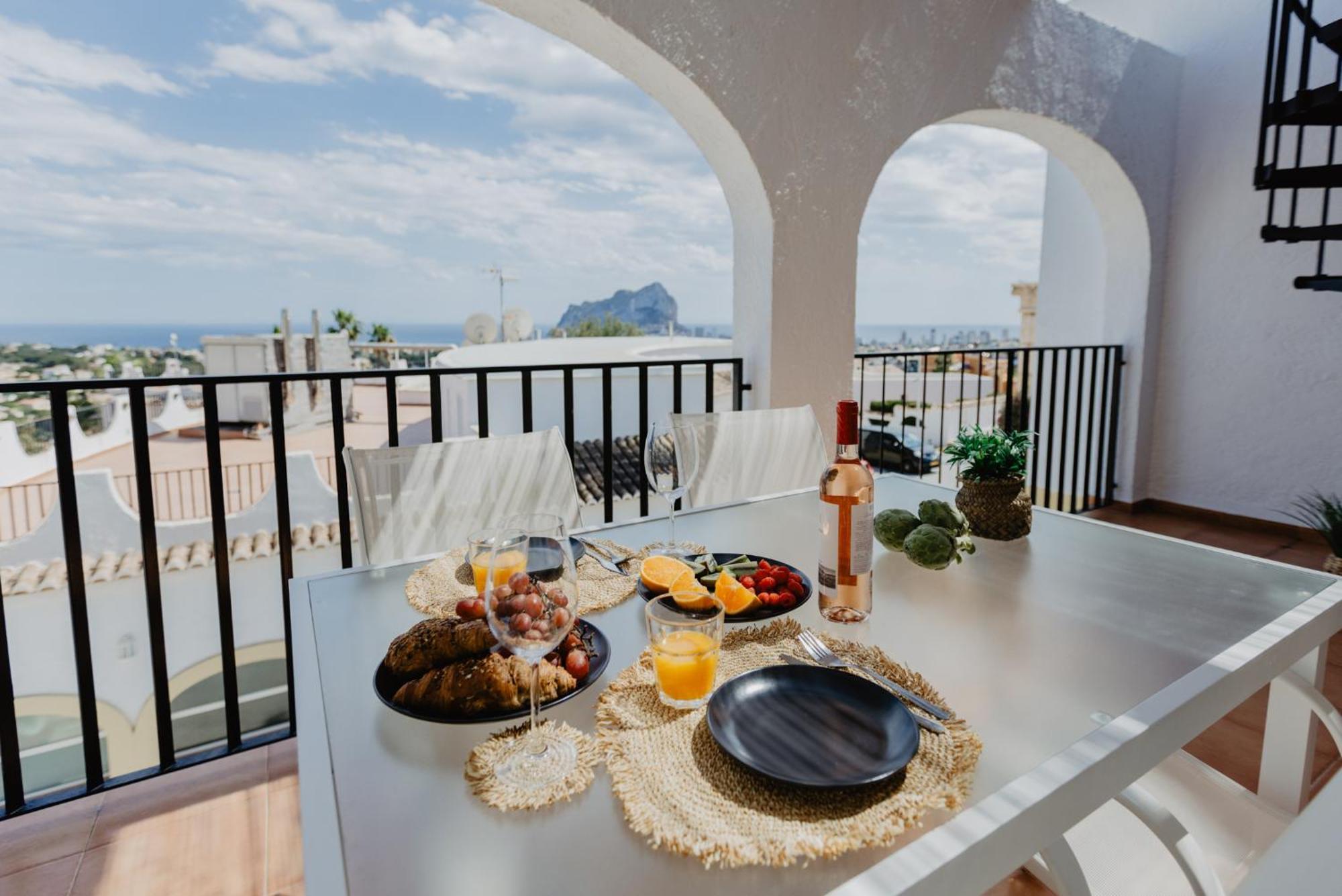 Casa Sunrise - Costa Blanca House With Rooftop, 5 Swimming Pools And Panoramic Sea- And Views At Penon De Ifach קלפה מראה חיצוני תמונה
