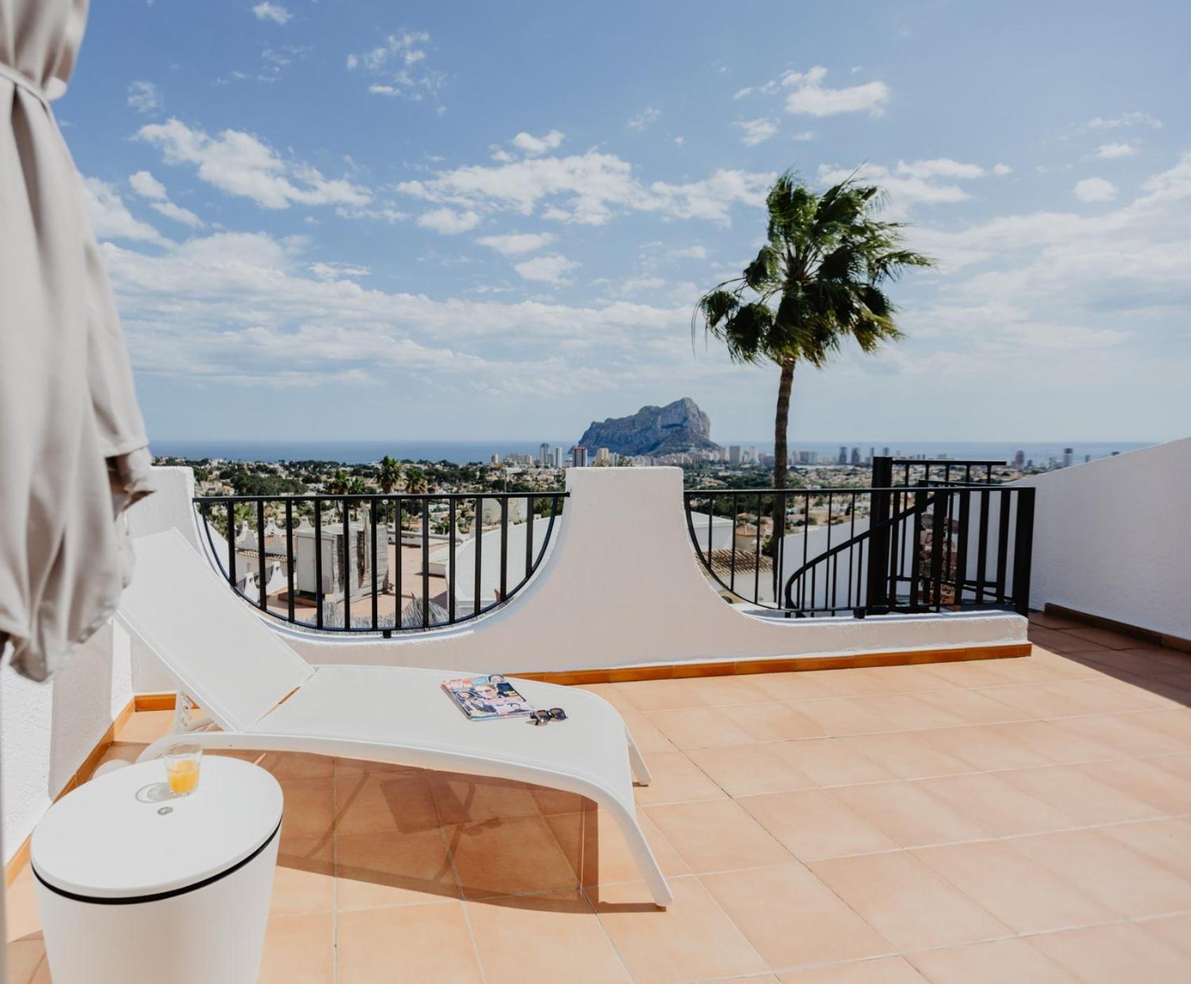Casa Sunrise - Costa Blanca House With Rooftop, 5 Swimming Pools And Panoramic Sea- And Views At Penon De Ifach קלפה מראה חיצוני תמונה